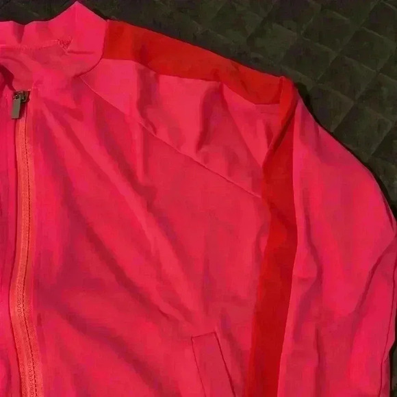 Women’s 2 piece set - Picture 2 of 5